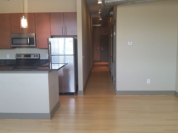 4th image of 806 Wasena Ave SW APT 310