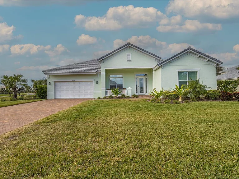 6555 Barbados Ct — Photo 44