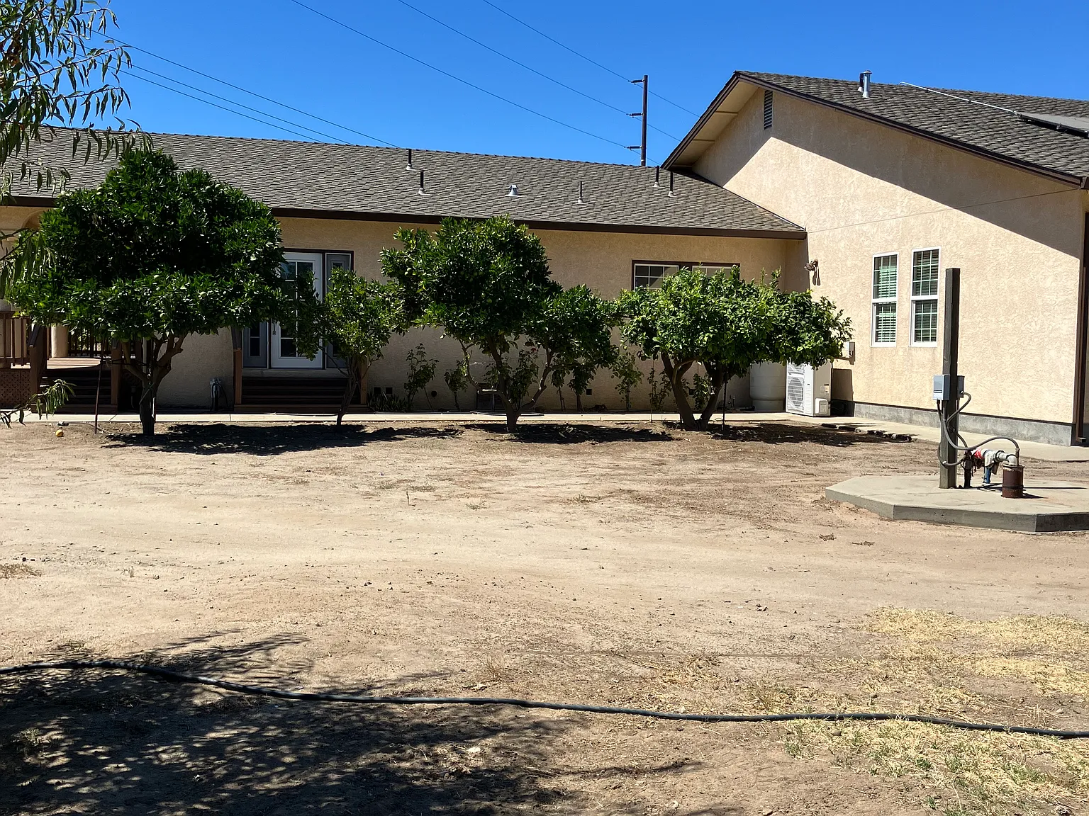 3 bed, 2.5 bath, 2514 sqft, $3,200 — Photo 3