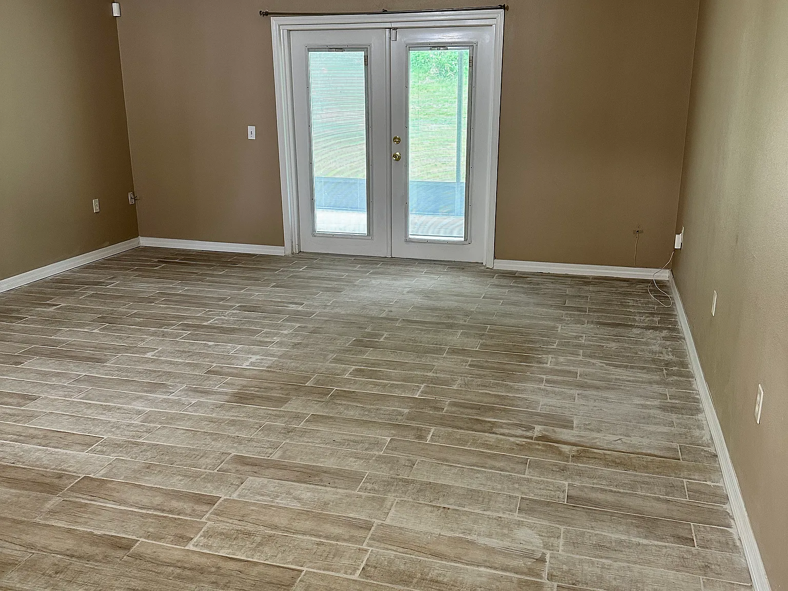 3 bed, 1264 sqft, $1,800 — Photo 3