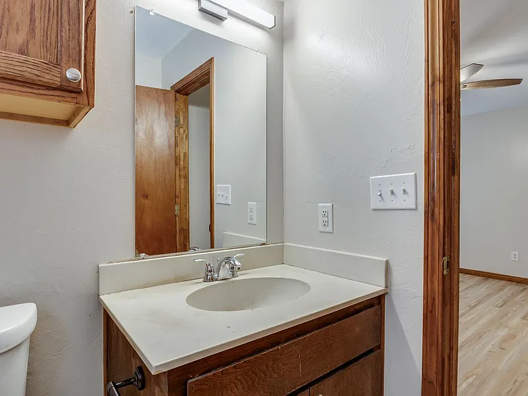 819 N Eagle Ln — Photo 39