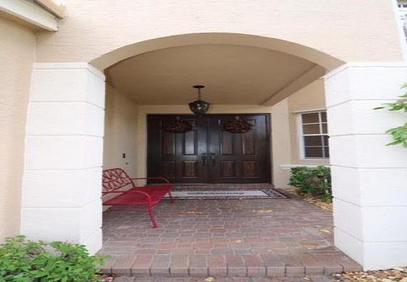 Home For Sale In Olympia