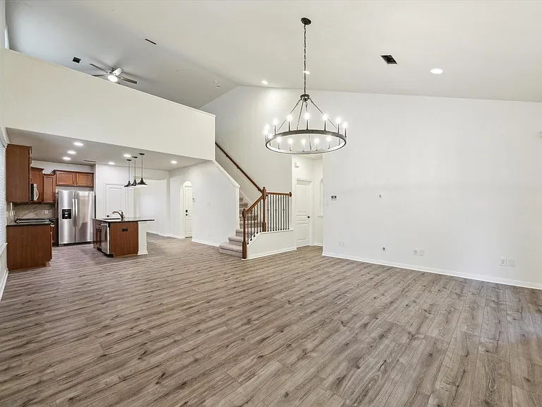 6430 Burgess Heights Ln — Photo 4