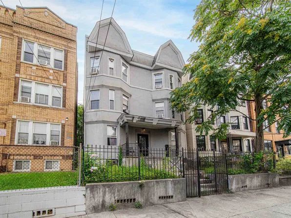 77 Bostwick Avenue image 1 of 1