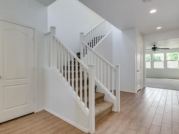 4th image of 5655 E Alder Ave