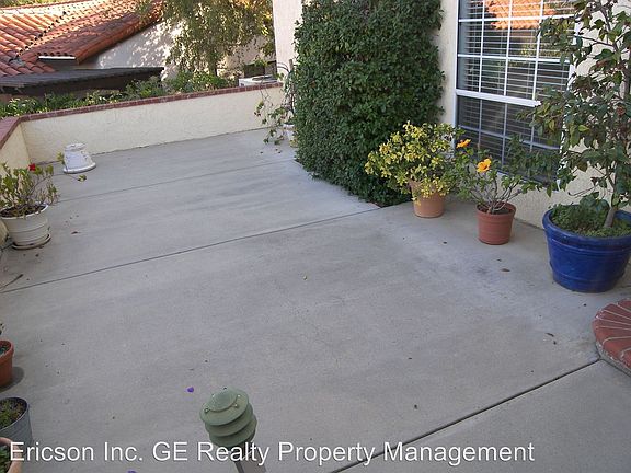 3rd image of 410 Larch Crest Ct
