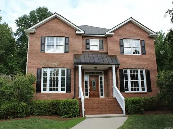 8027 Rittenhouse Cres, Charlotte, NC 28270