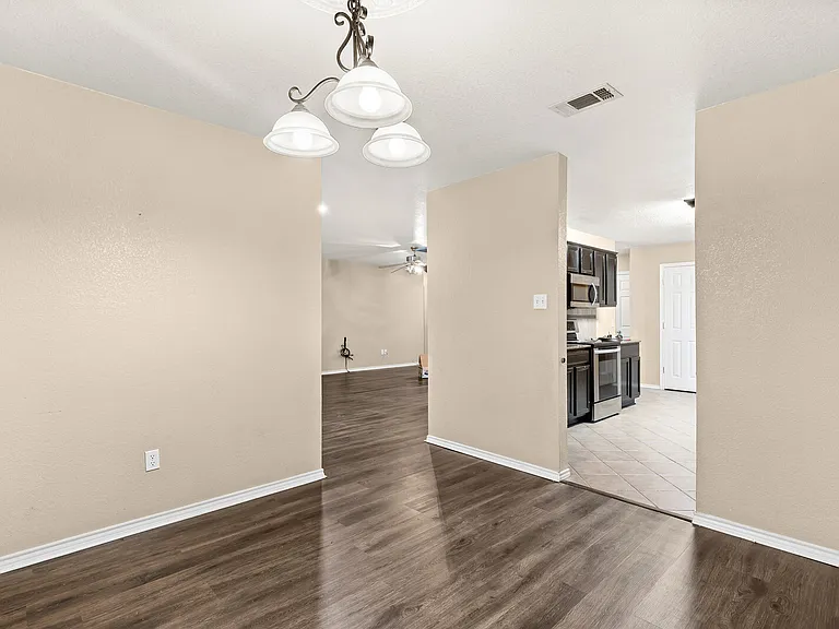 4401 Rance Ln — Photo 4