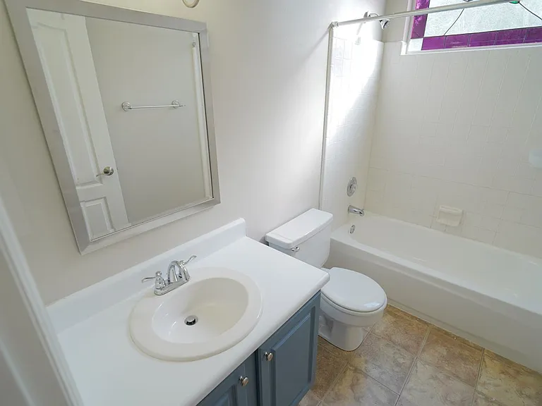 1908 Wagon Wheel Cir E — Photo 26