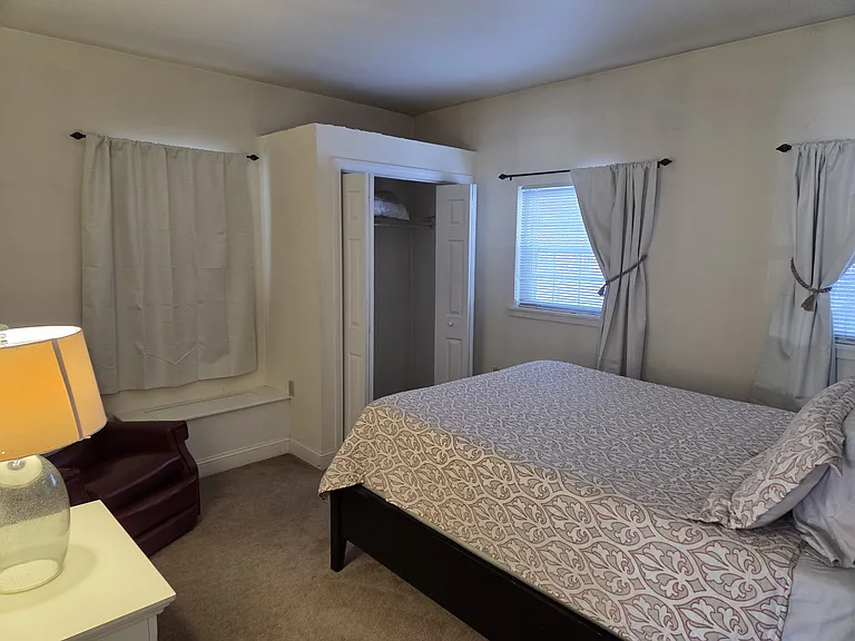 820 Lafayette Rd #C — Photo 3