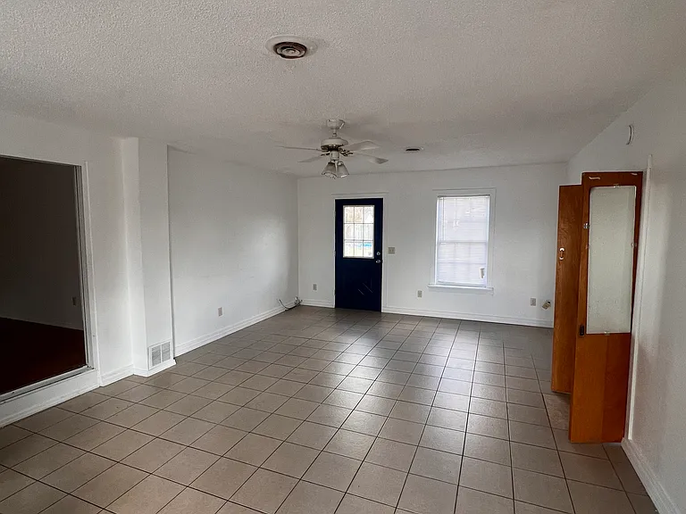 5418 Grey Dr — Photo 4