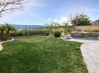 24074 Via Vis, Santa Clarita, CA 91354