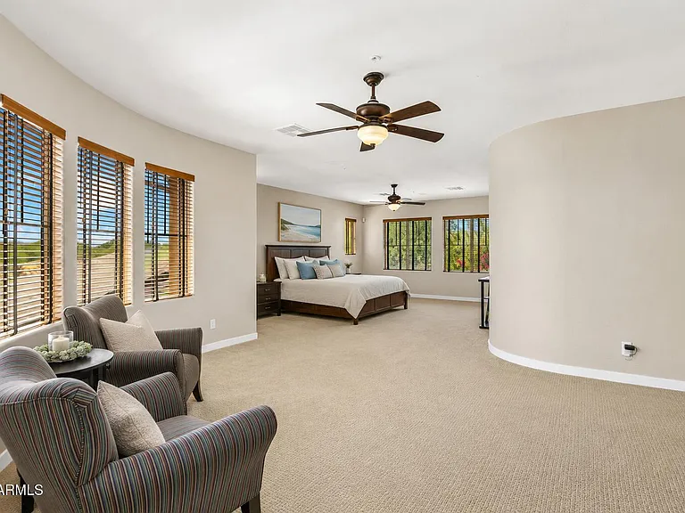 9572 E Mountain Spring Rd — Photo 30