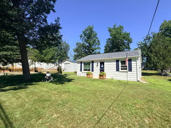 2481 E 2nd St, Prescott, MI 48756