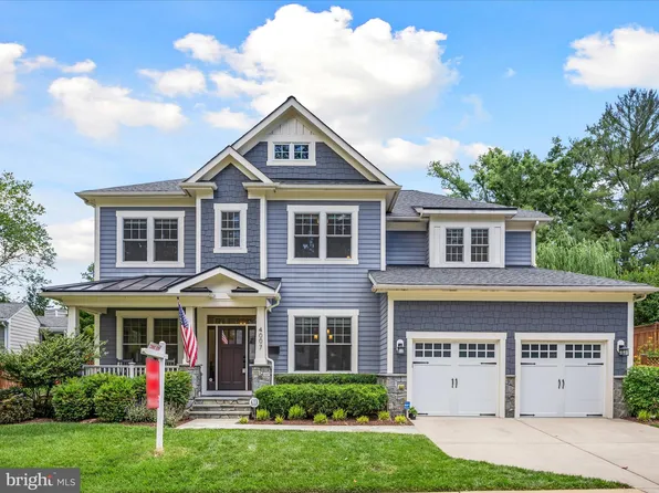 4007 Chesterbrook Rd, Arlington, VA 22207