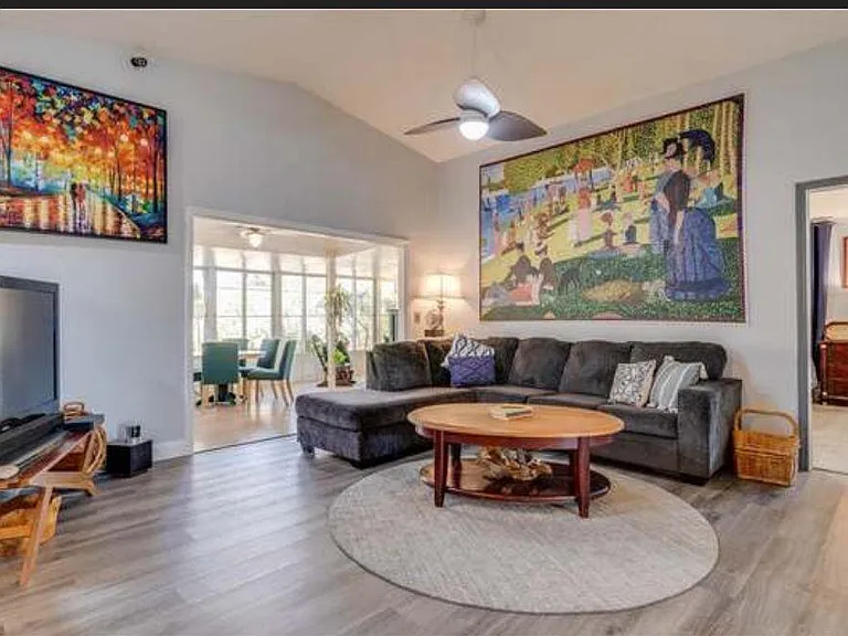 5671 Longleaf Dr — Photo 5