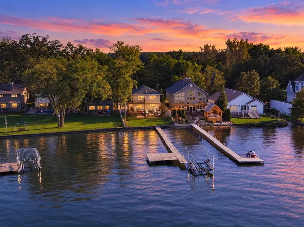 8204 Peterson Blvd, Cedar Lake, IN 46303