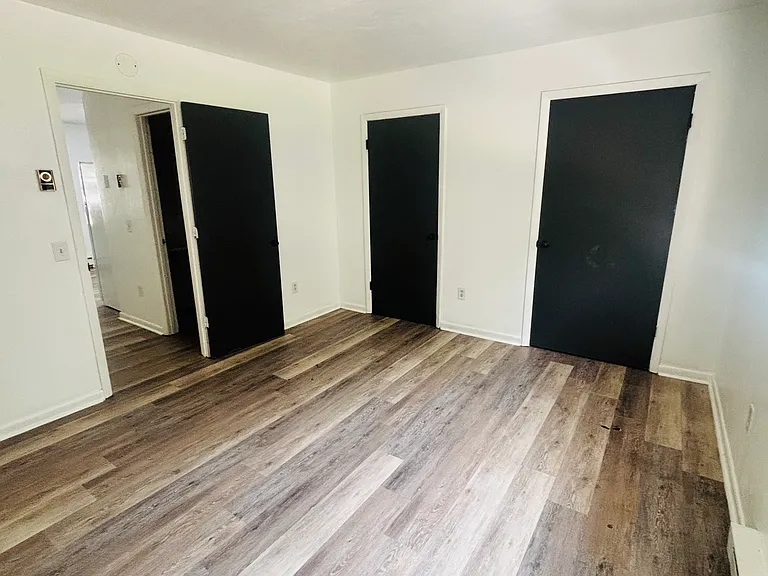 85 Green Meadow Ln #10 — Photo 6