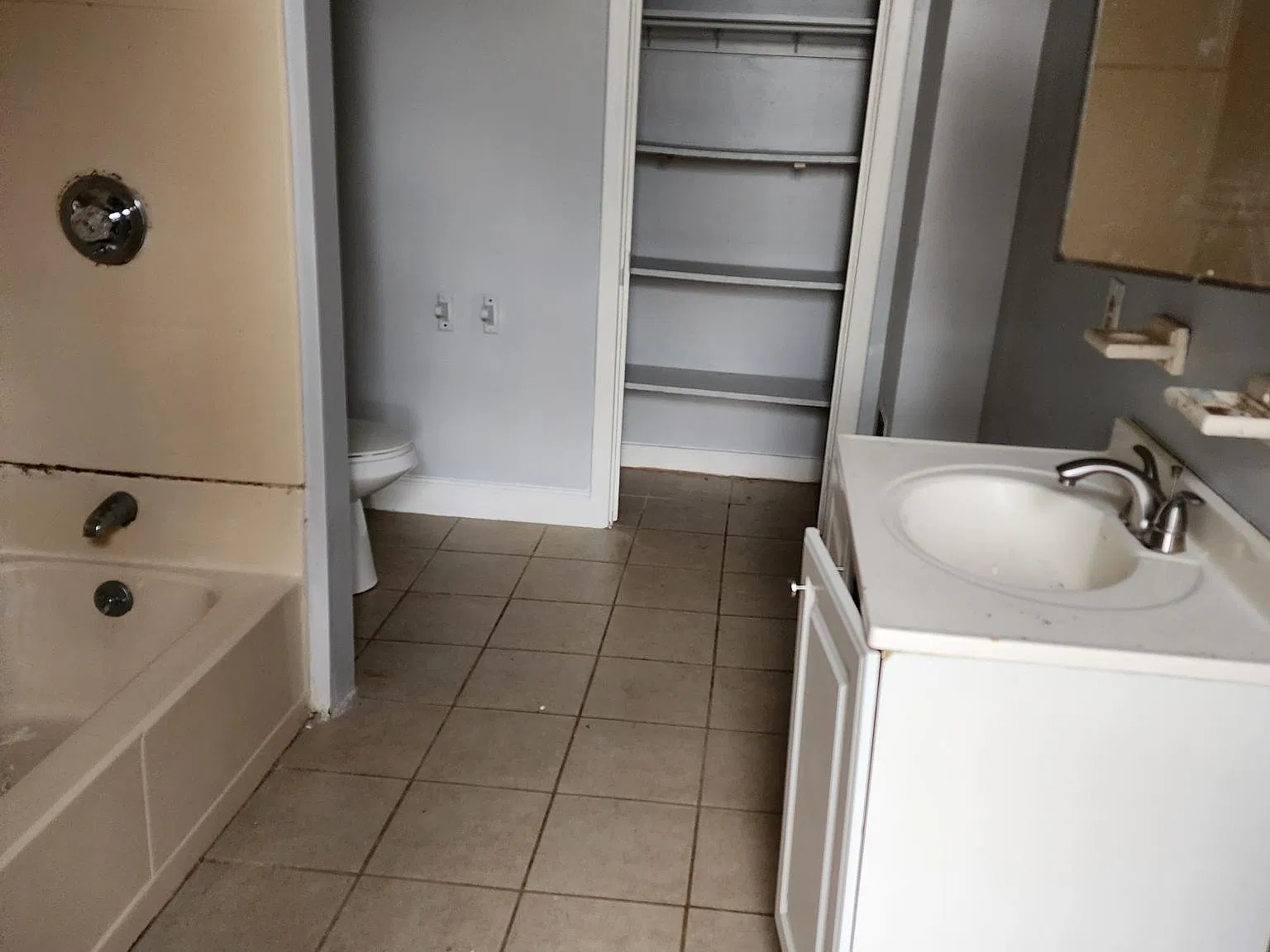 3 bed, 1770 sqft, $1,400 — Photo 3