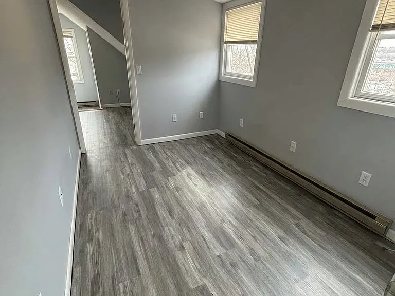 11 Roberts St #3 — Photo 5