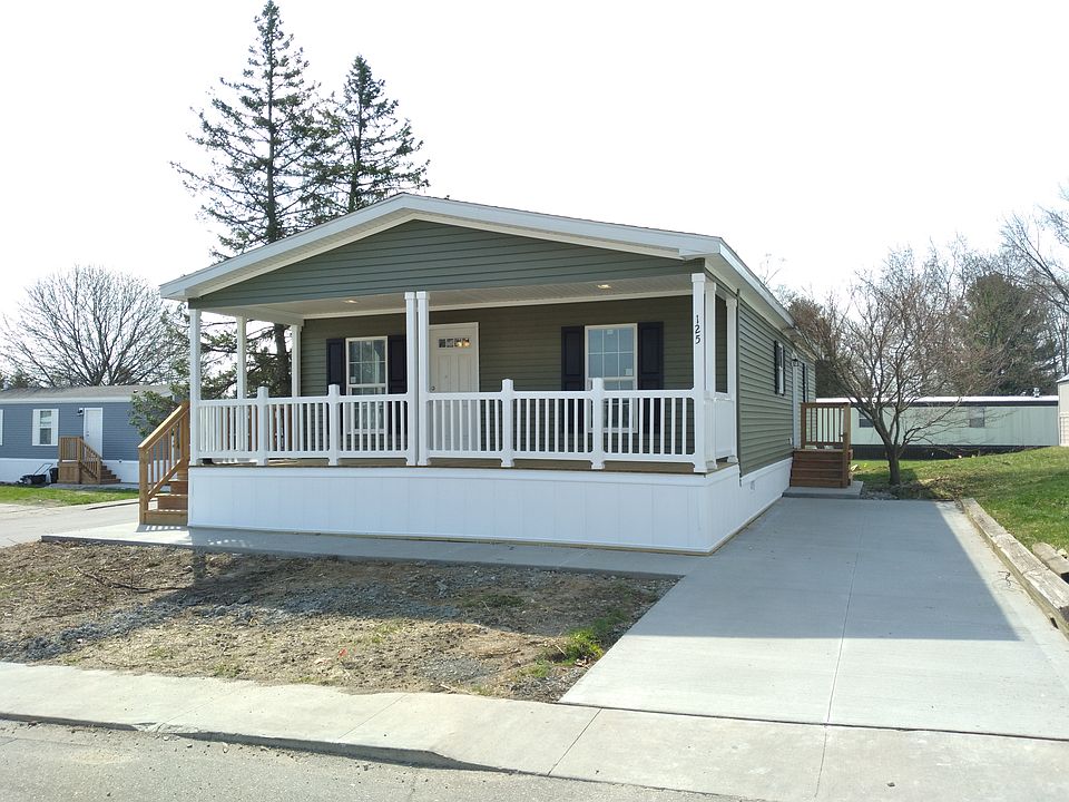 1st image of 125 Highland Dr #43