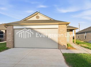 12841 Florence Ln, Yukon, OK 73099