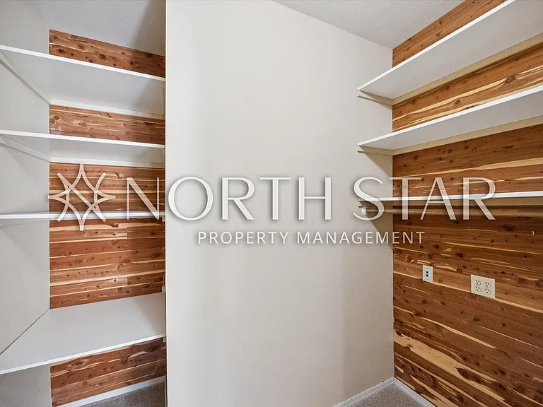 2055 Ridge Pointe Dr — Photo 33