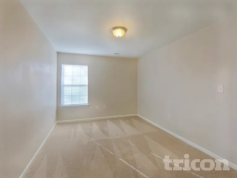 2216 Gooseberry Rd — Photo 15