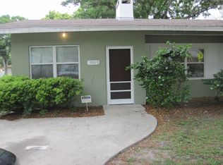 906 8th Ave SW, Largo, FL 33770