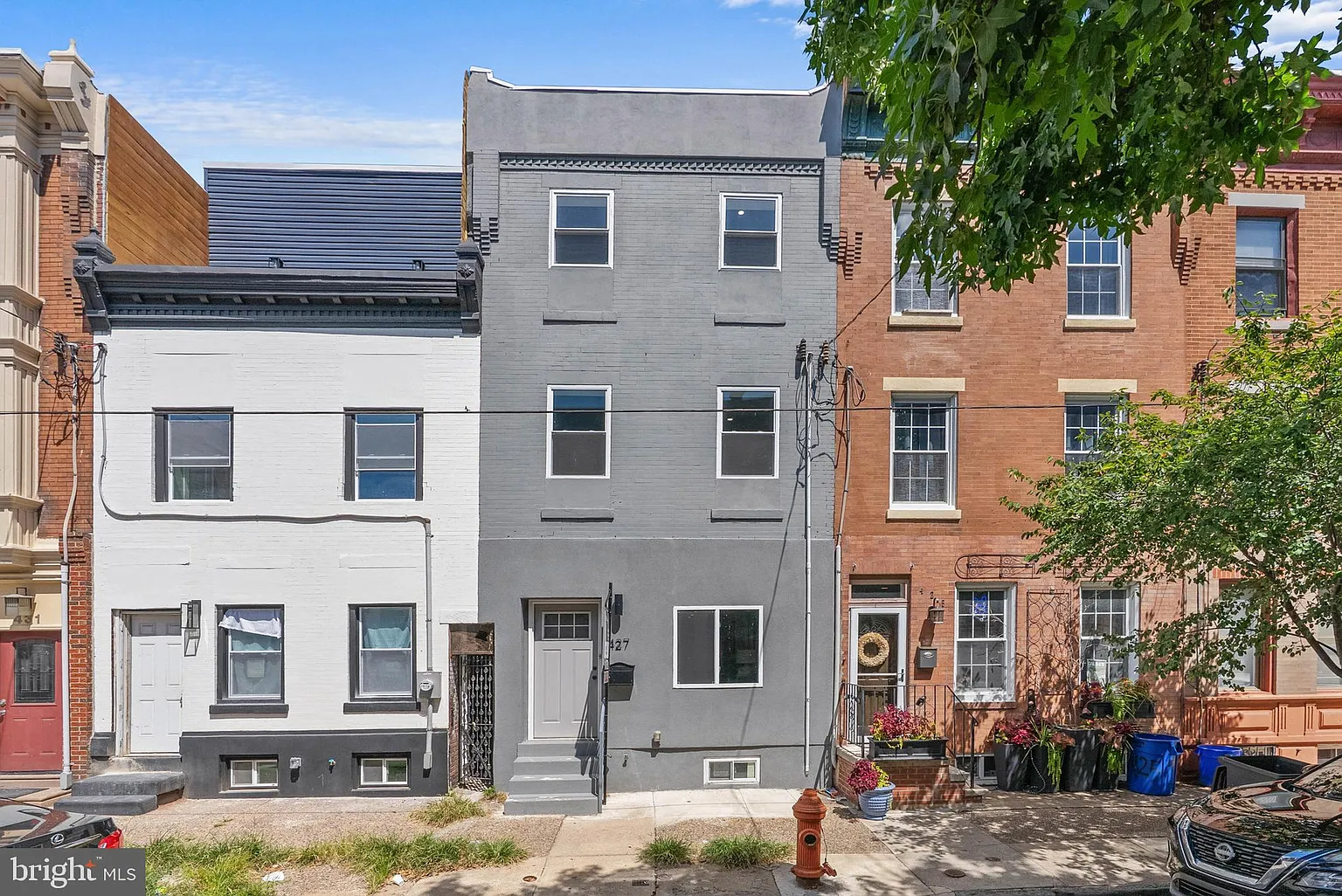 427 Tasker St photo 1