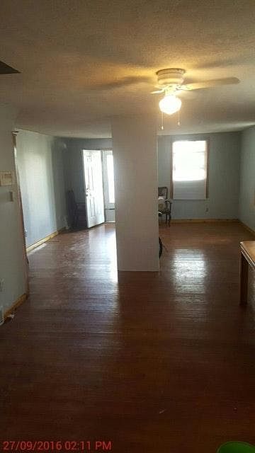 Large Living Room/Dining area