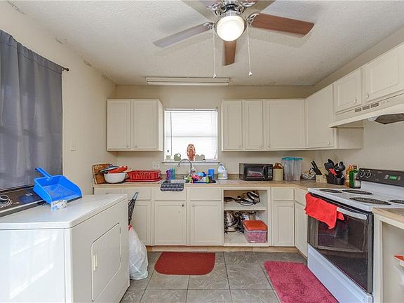 5th image of 10347 Chelmsford Dr