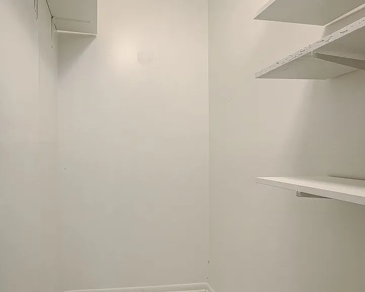 1003 S 42nd St — Photo 14