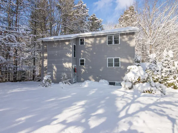 3415 Tibbets Dr, Traverse City, MI 49696