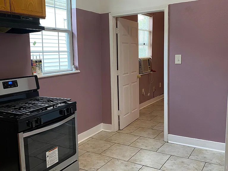 2232 Iberville St — Photo 6