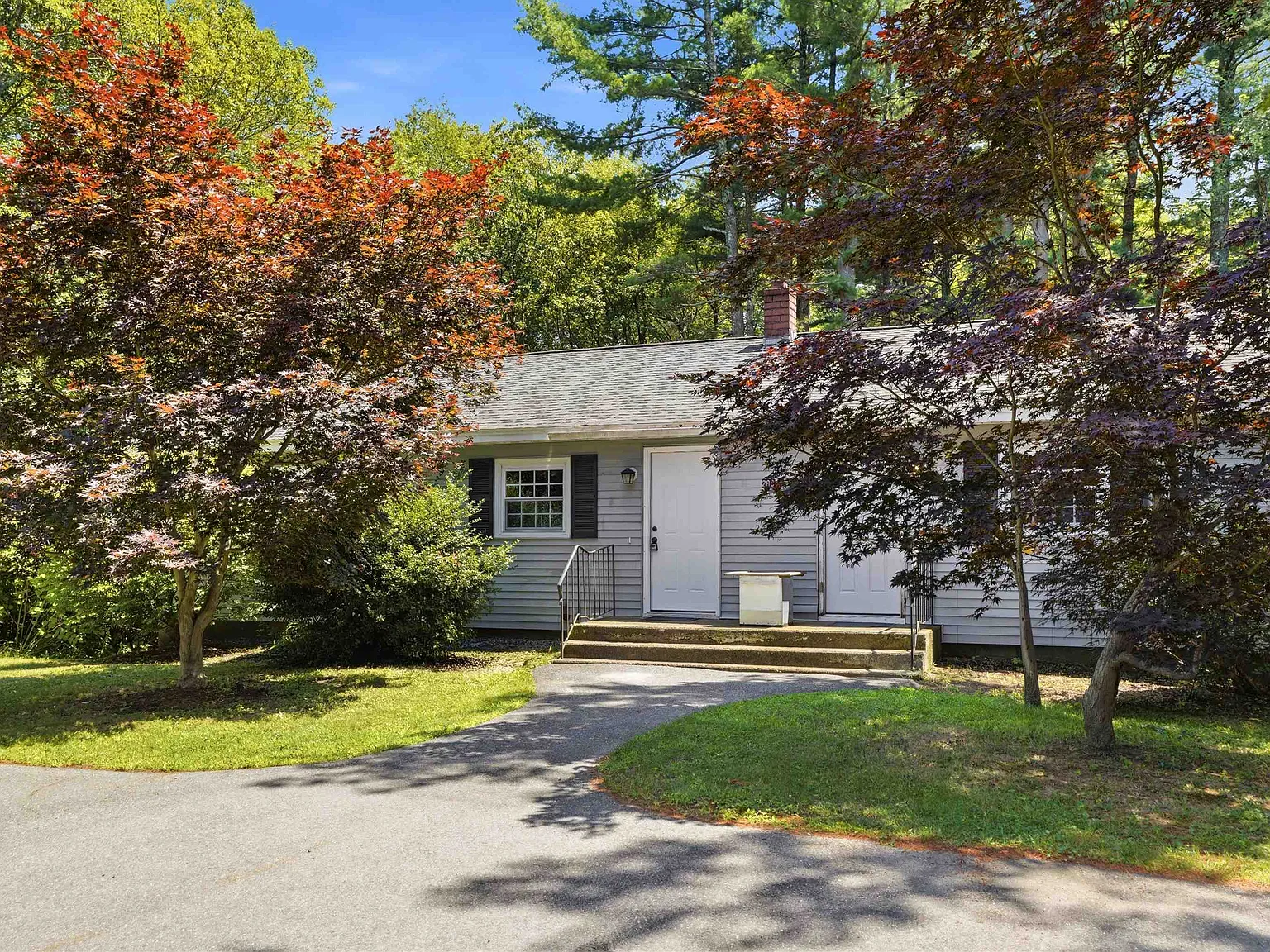2 bed, 1.0 bath, 1500 sqft, $2,000 — Photo 1