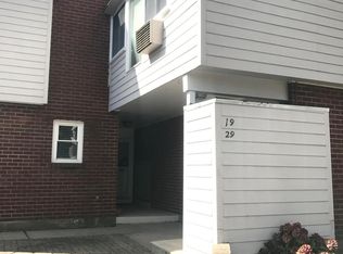 19 West Walk, W Haven, CT 06516