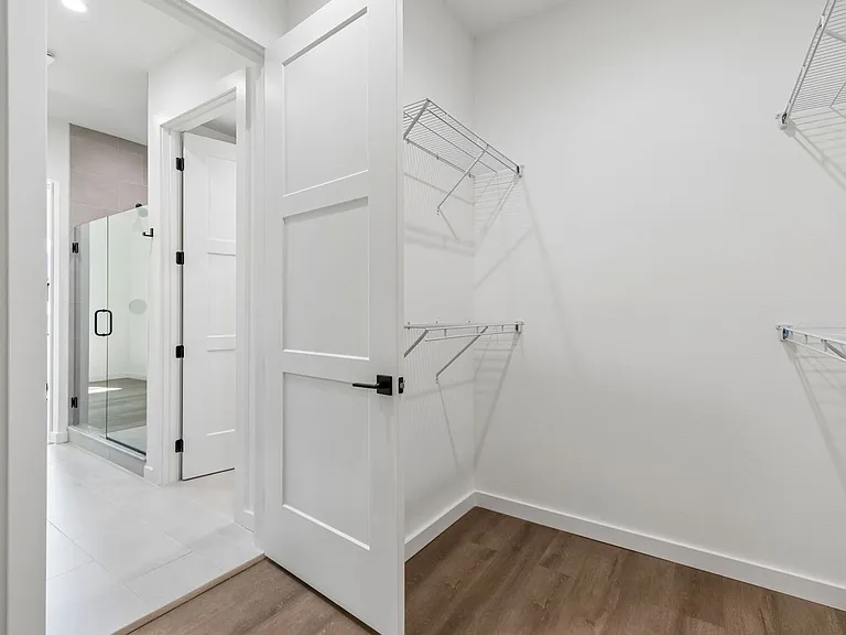 1218 E Kay St #14 — Photo 54