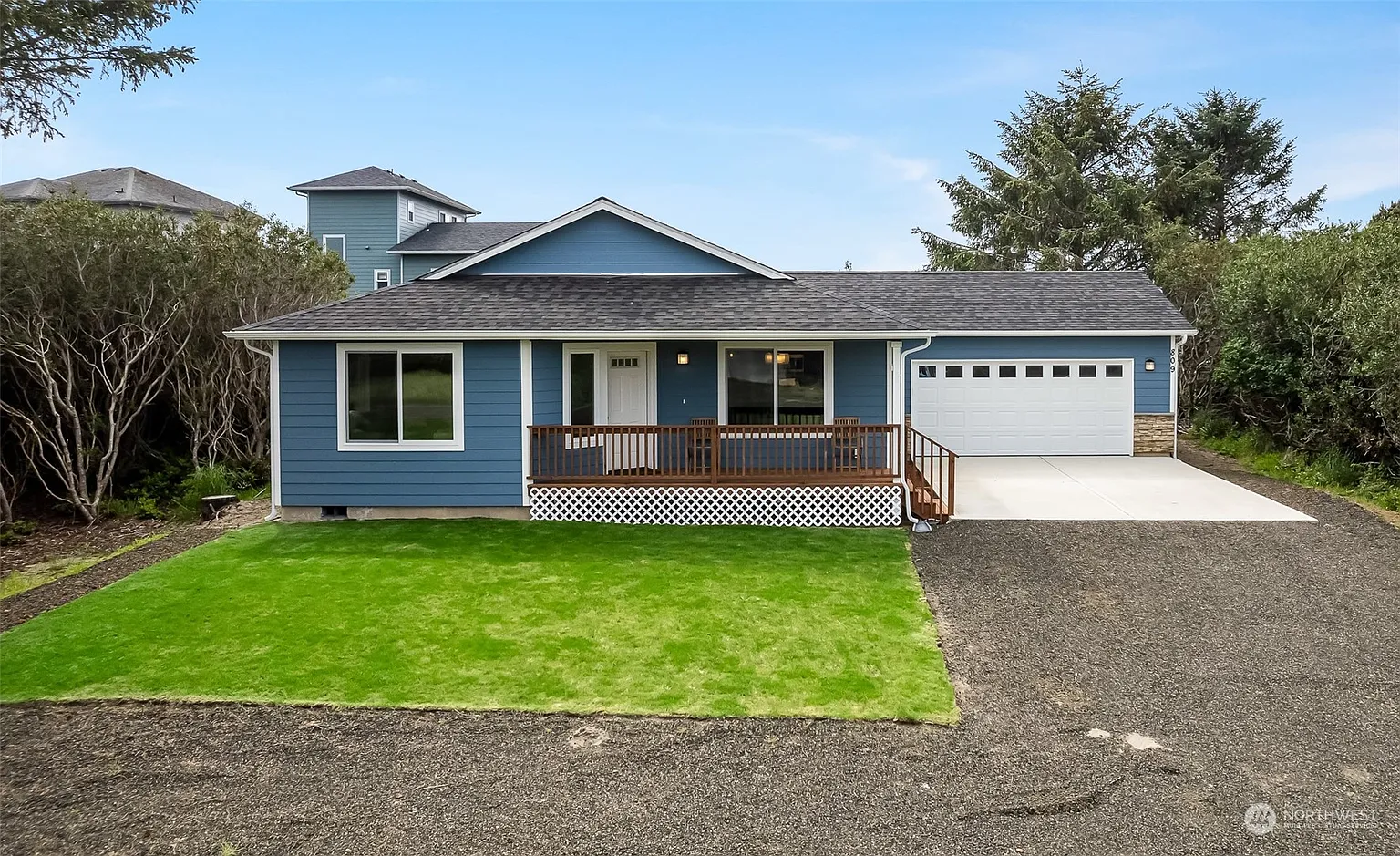 809 Ocean Shores Boulevard SW photo 1
