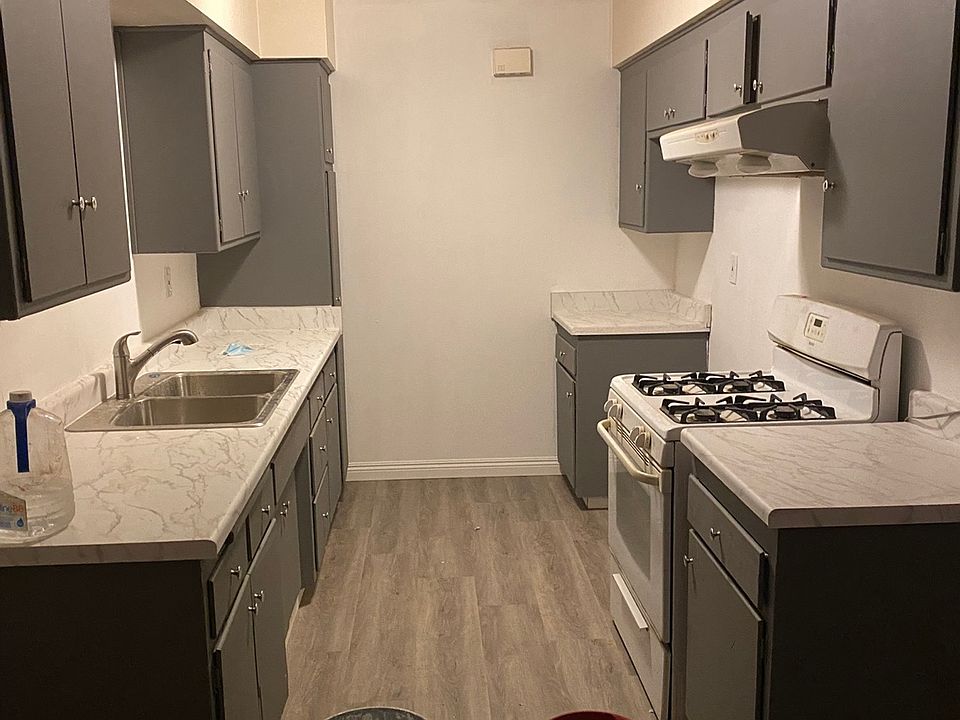 2nd image of 1501 College View Dr APT C
