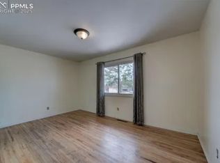 6773 Dale Rd ROOM 2, Colorado Springs, CO 80915