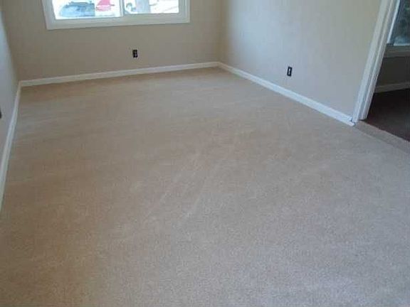 3rd image of 1440 Dena Ct