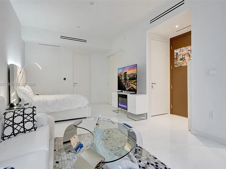300 Biscayne Boulevard Way #505C — Photo 4