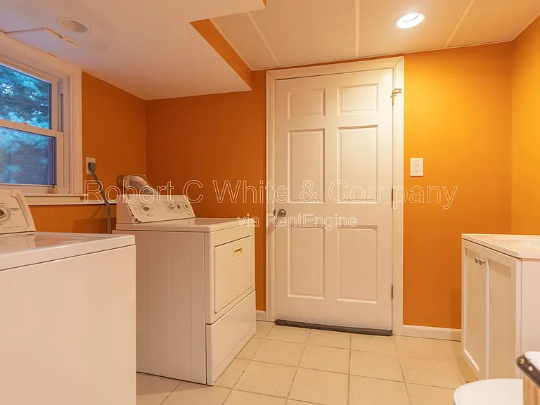 427 Graham Rd — Photo 27