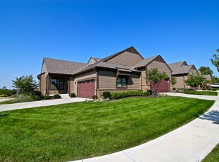 15812 Lowell Ln, Overland Park, KS 66223