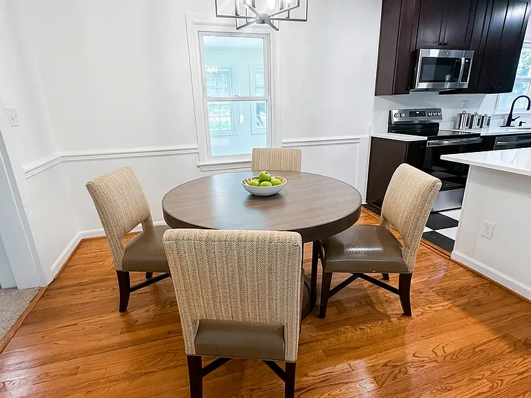 13 Paddock Dr — Photo 5