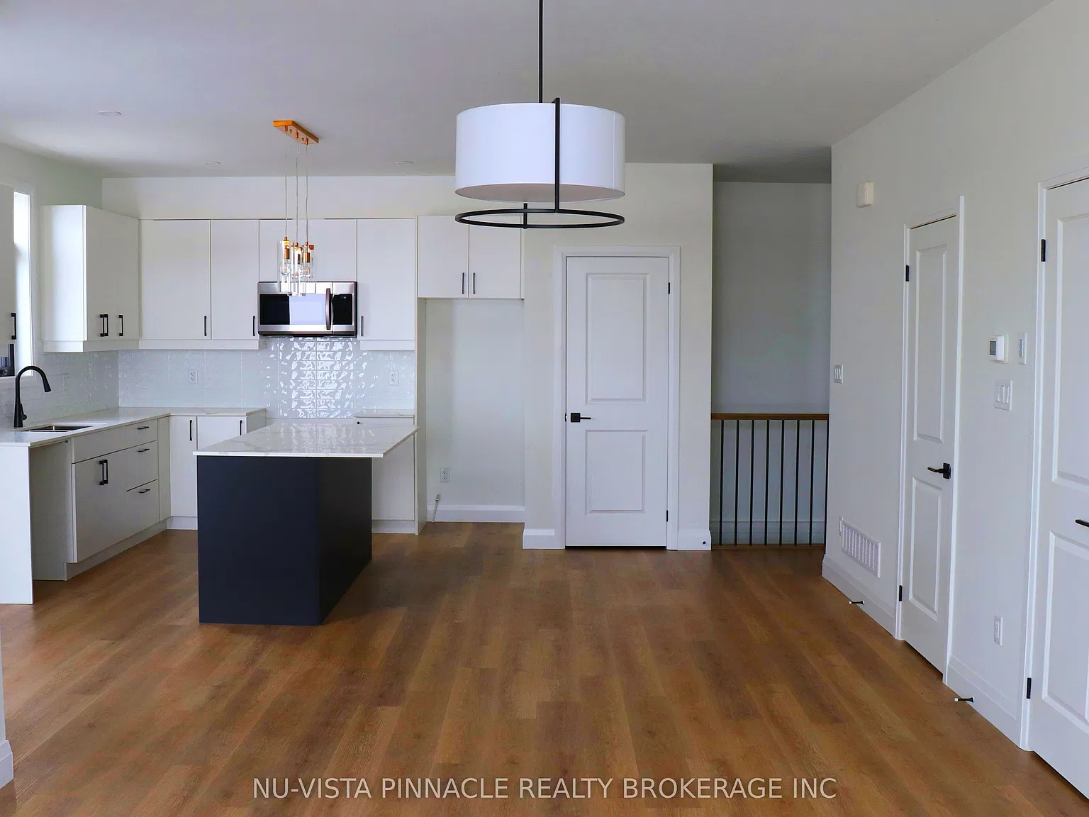 3 bed, $2,350 — Photo 2
