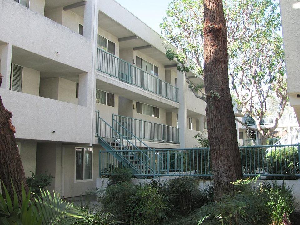 1st image of 20134 Leadwell St Unit 312