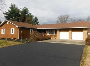 759 Raccoon Valley Rd, Makanda, IL 62958