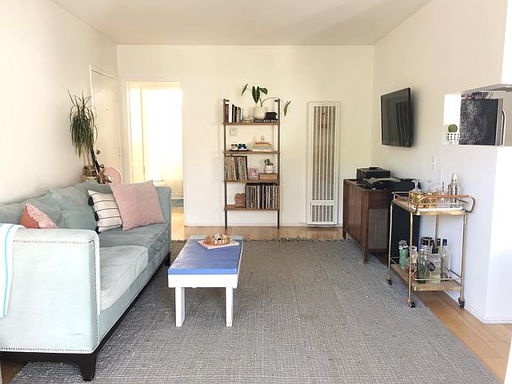 5th image of 1633 Morton Ave